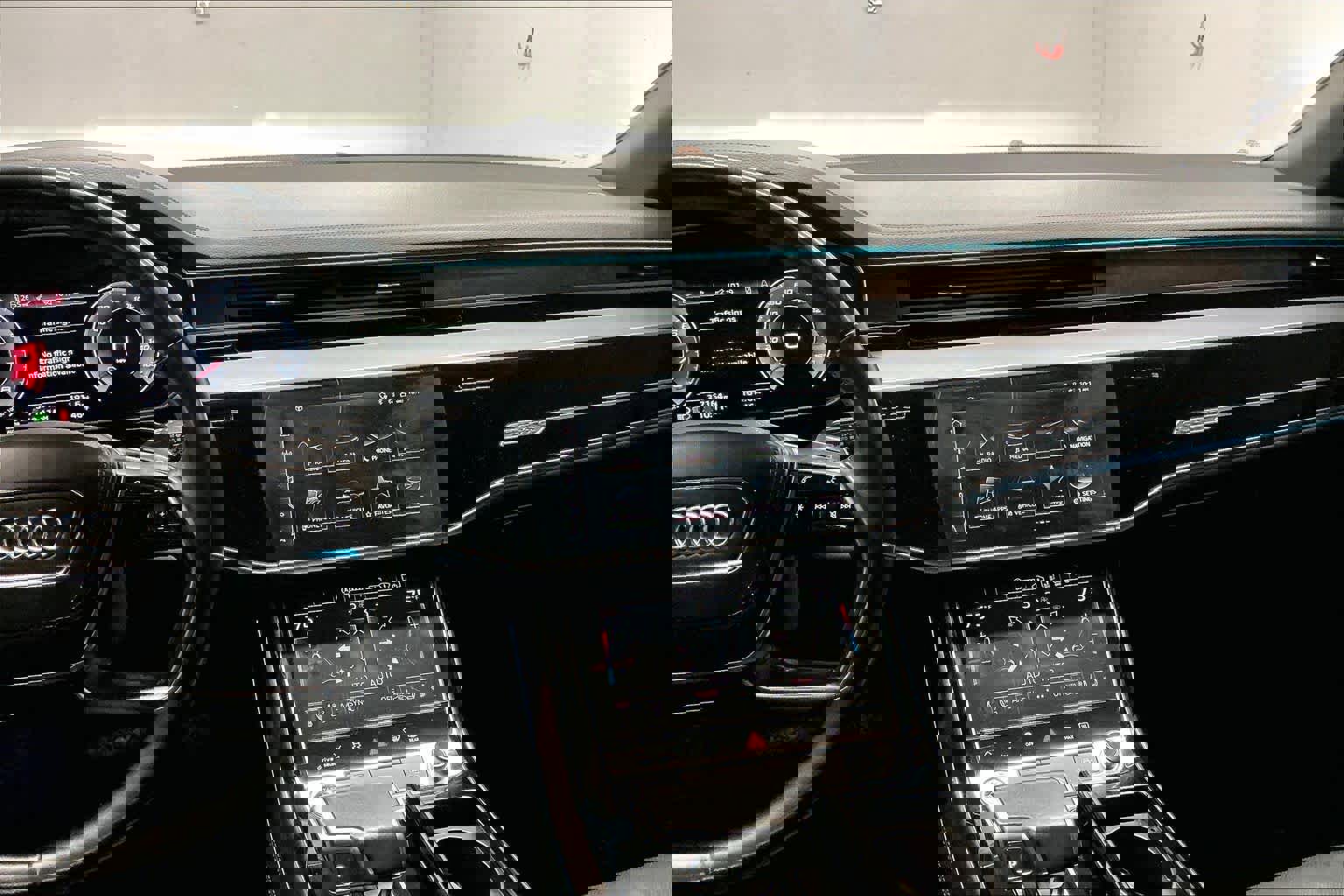 Used 2021 Audi A8 L 3.0T w/ Executive Plus Package image 9