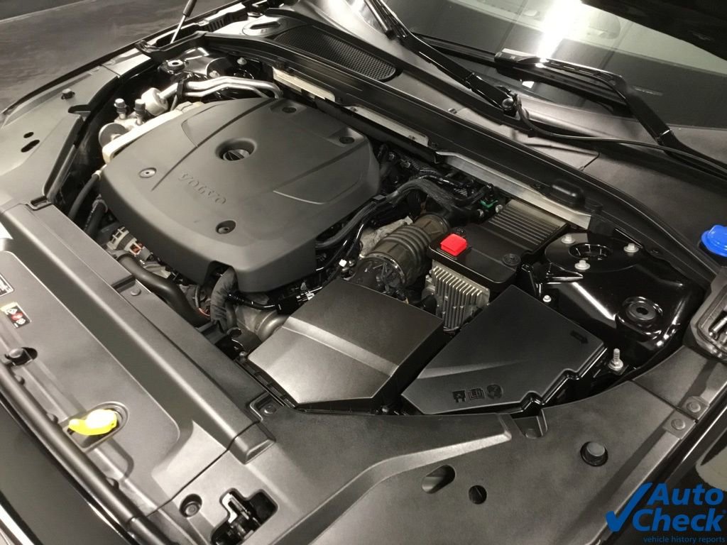 Used 2020 Volvo V90 T6 Cross Country image 44