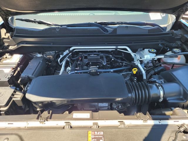 Used 2024 Chevrolet Colorado LT w/ LT Convenience Package RWD image 26