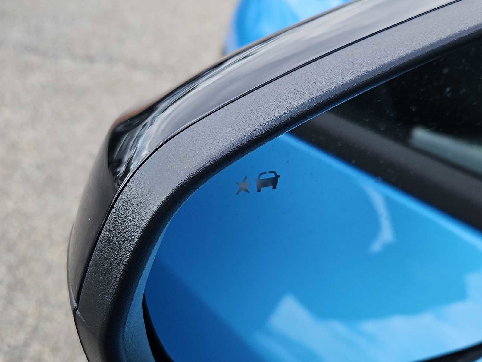 New 2026 Chevrolet Trax LT w/ Sunroof Package FWD image 6