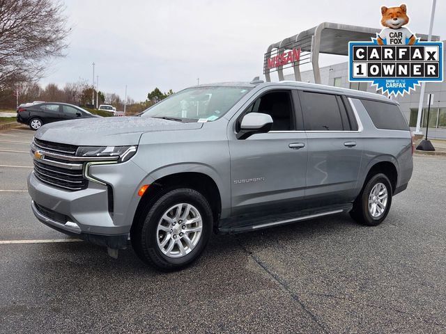 Used 2024 Chevrolet Suburban LT image 3