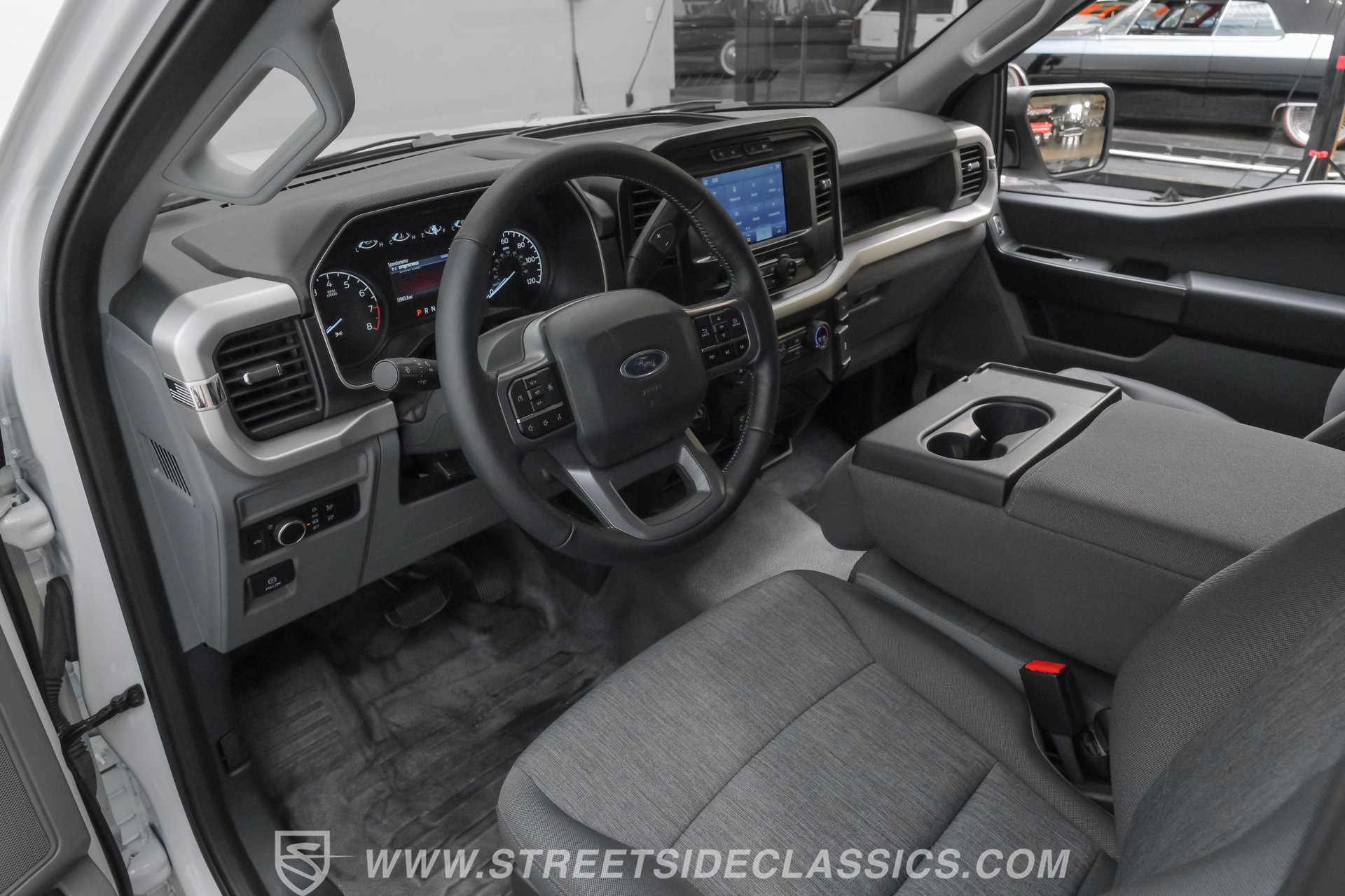 Used 2023 Ford F150 XL RWD image 4