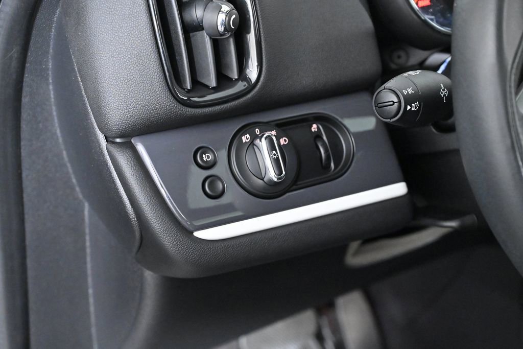 Used 2020 MINI Cooper Countryman S w/ Storage Package image 20