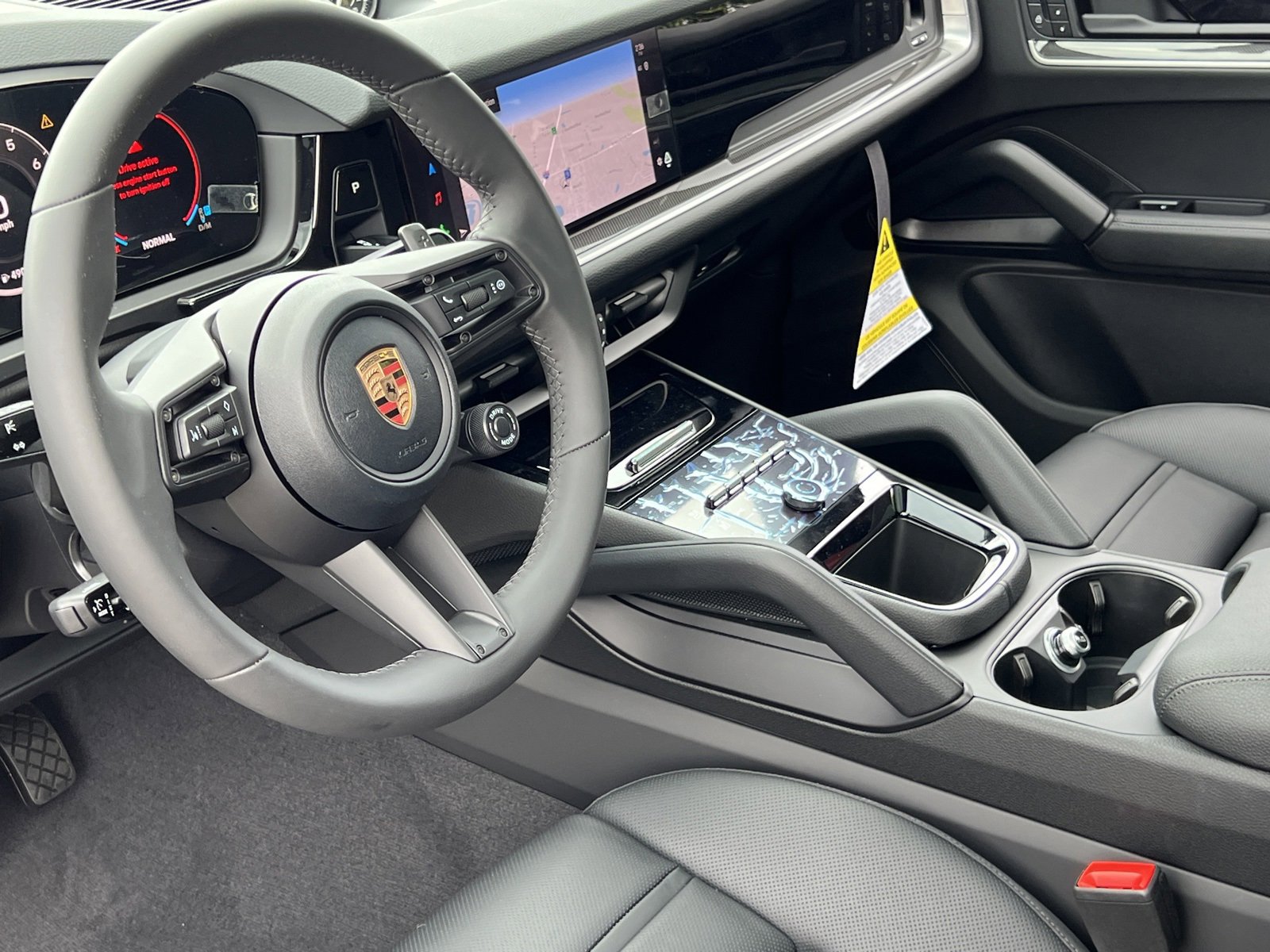 New 2026 Porsche Cayenne Coupe image 4