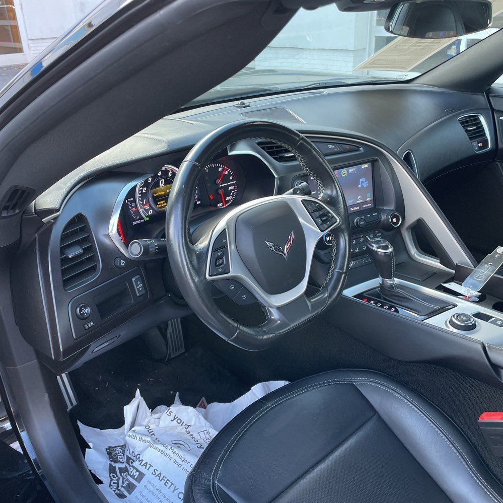 Used 2017 Chevrolet Corvette Stingray Convertible w/ 1LT image 7