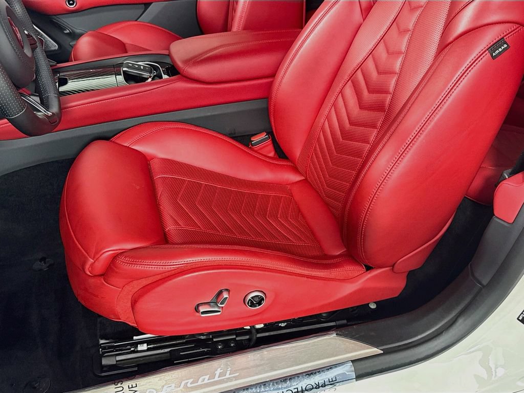 Used 2024 Maserati GranTurismo Trofeo AWD/4WD image 24