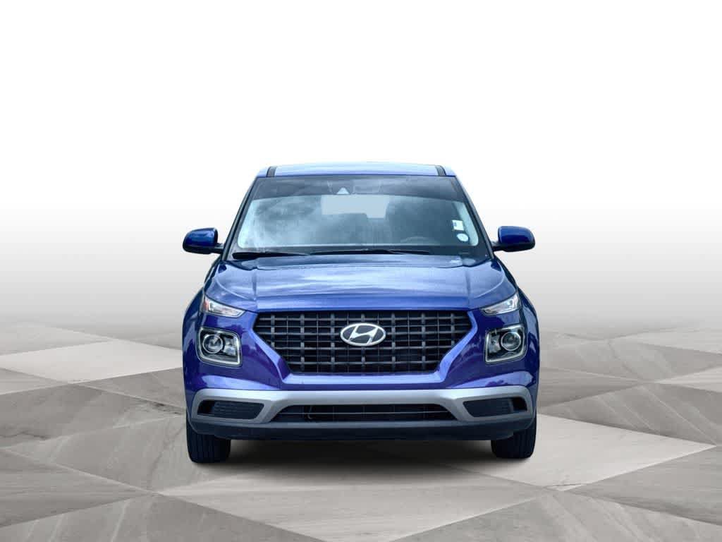 Used 2021 Hyundai Venue SE FWD image 3