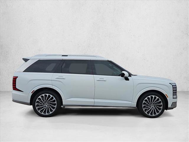 Used 2026 Hyundai Palisade Calligraphy FWD image 4