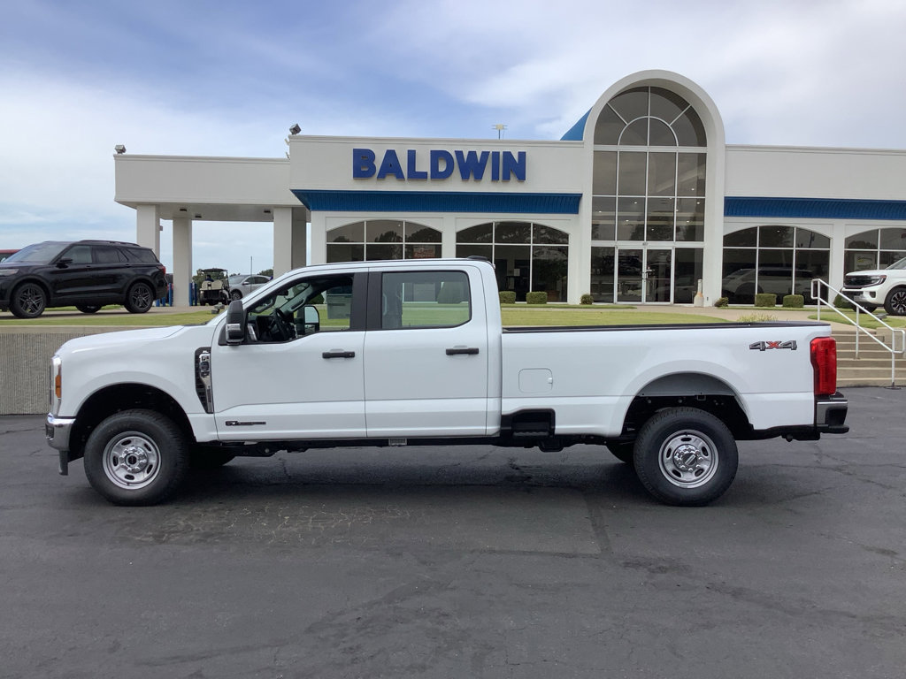 New 2026 Ford F350 XL image 4