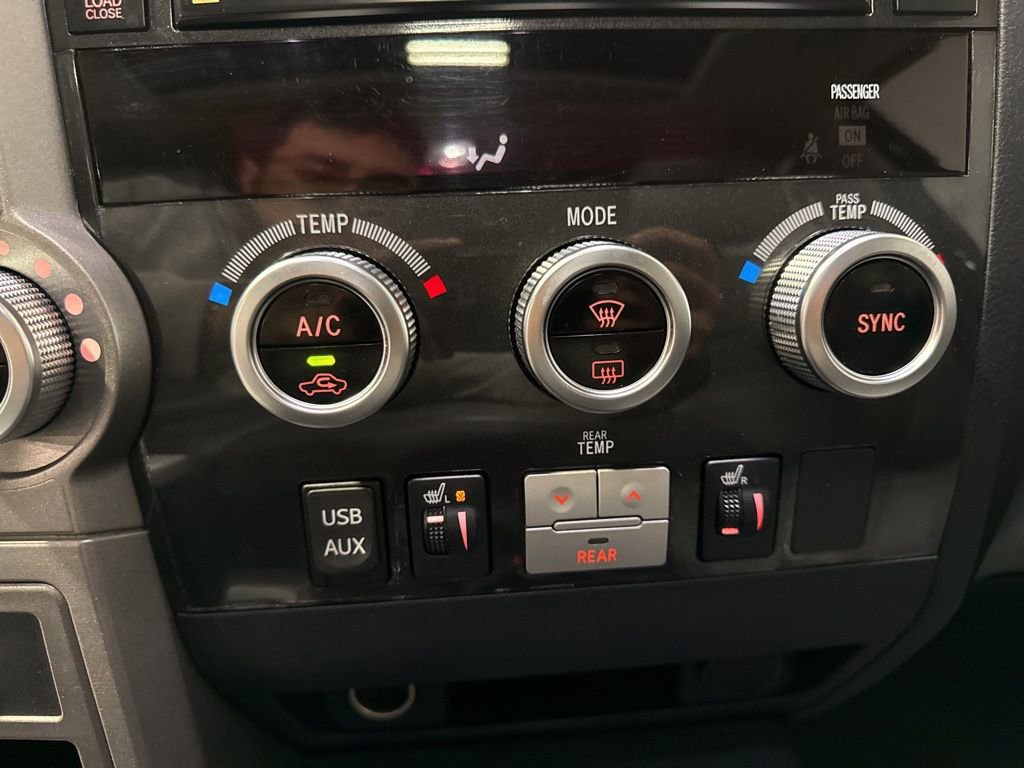 Used 2011 Toyota Sequoia Limited AWD/4WD image 23
