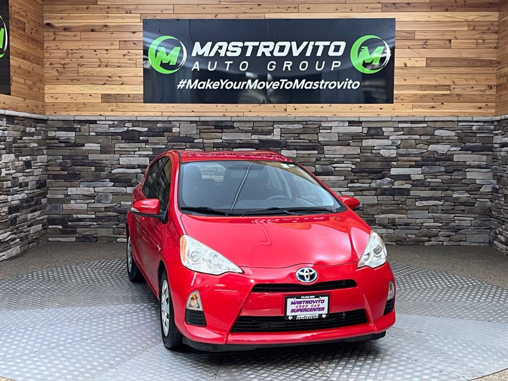 Used 2013 Toyota Prius C Two FWD image 4