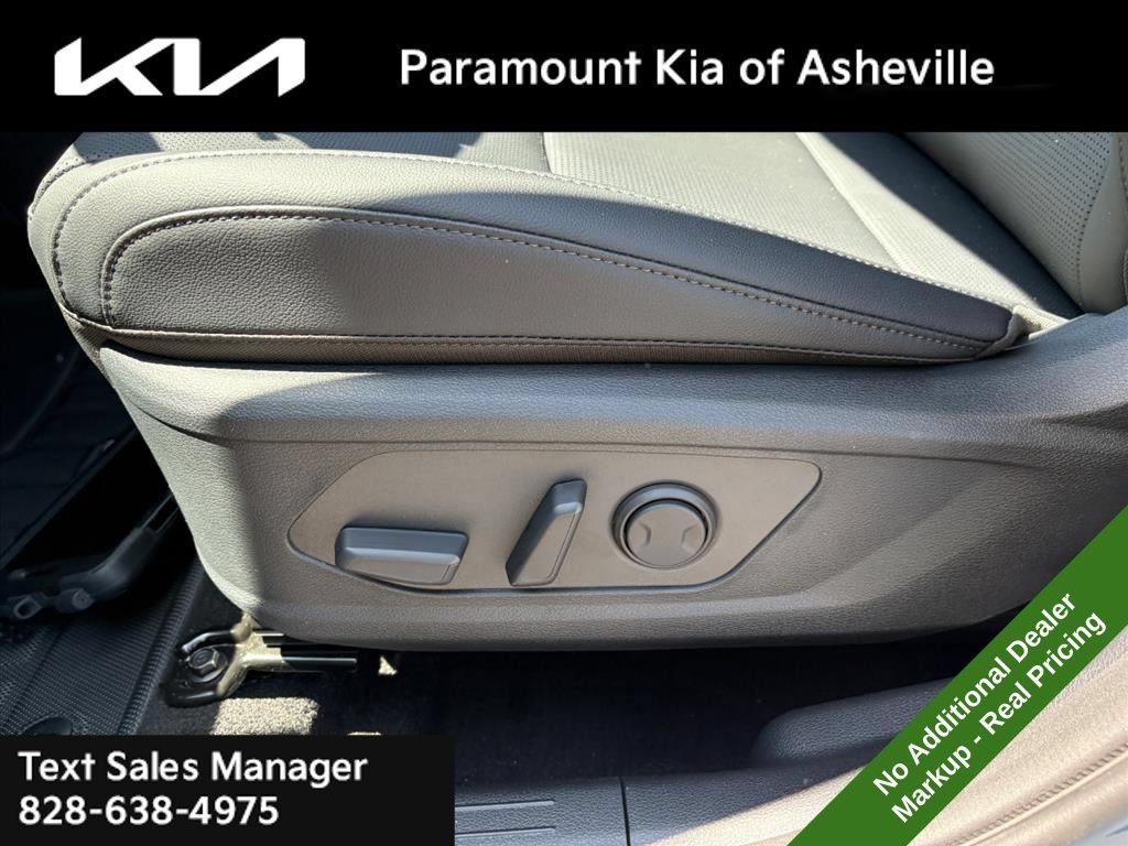 New 2026 Kia Sportage EX w/ EX Panoramic Sunroof Package AWD/4WD image 19