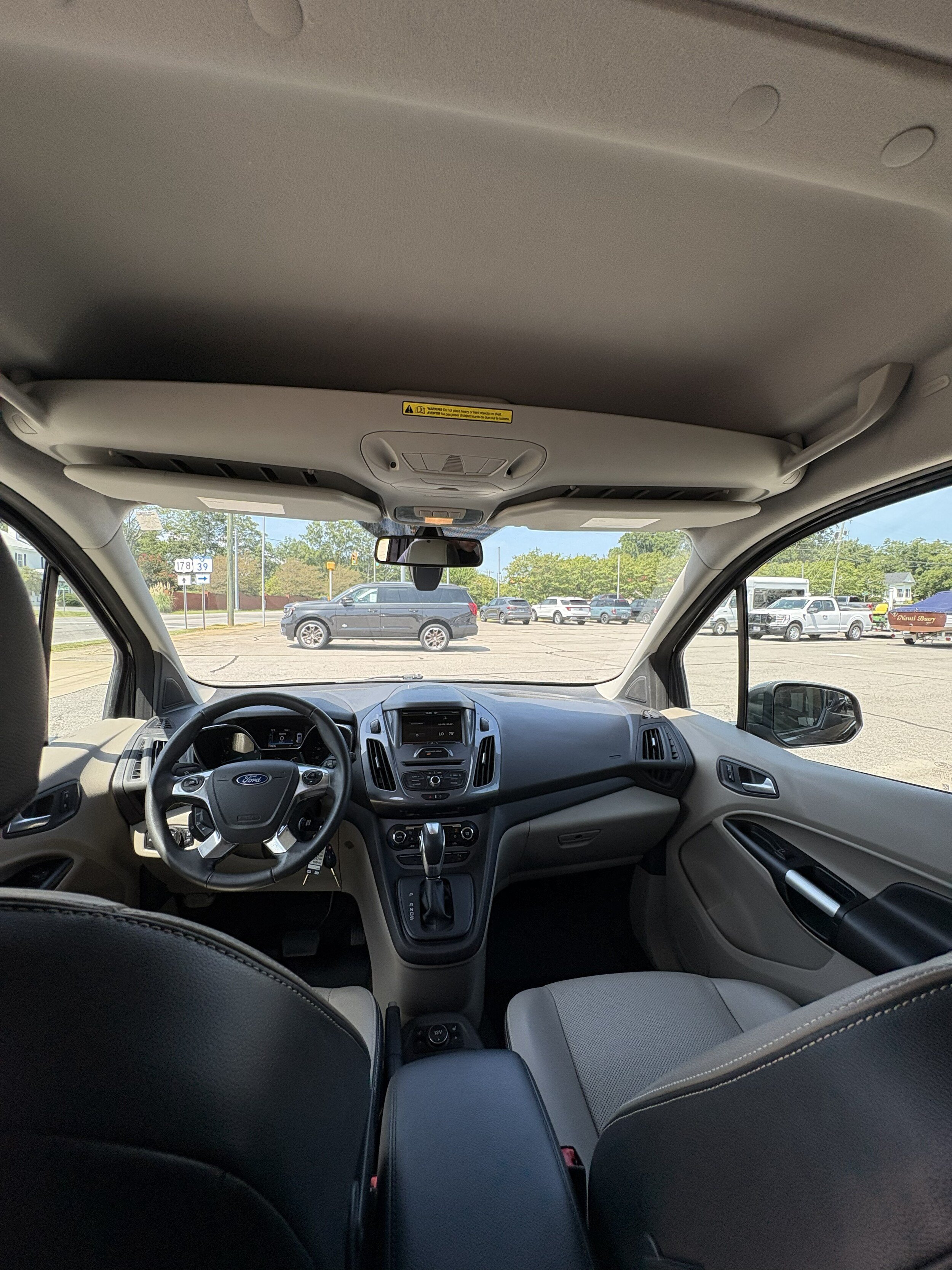 Used 2016 Ford Transit Connect Titanium FWD image 10