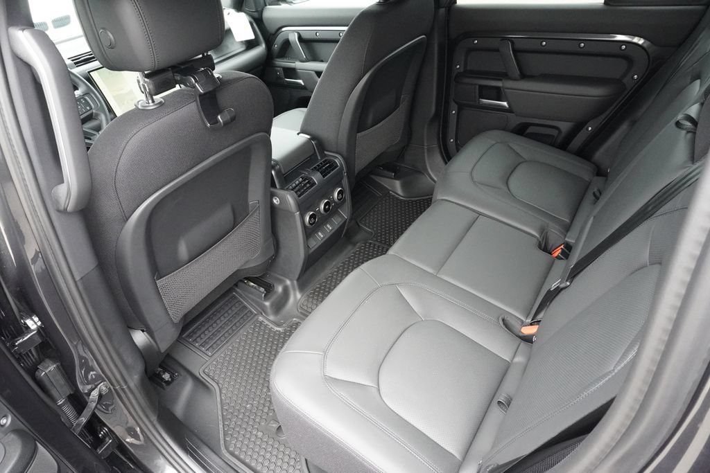 New 2026 Land Rover Defender 110 X AWD/4WD image 29