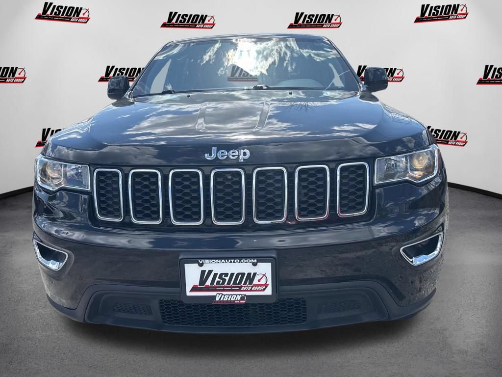 Used 2021 Jeep Grand Cherokee Laredo AWD/4WD image 2