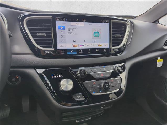 New 2026 Chrysler Voyager LX FWD image 9