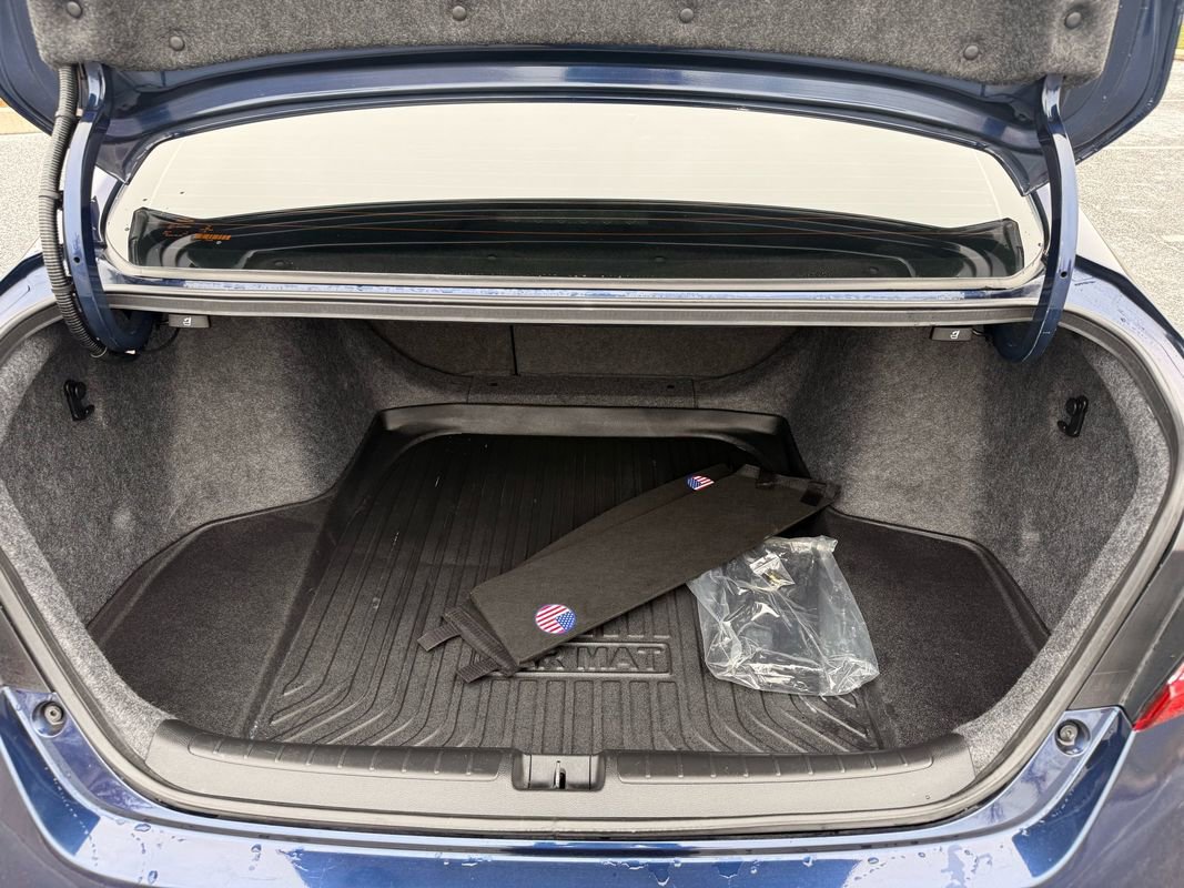 Used 2020 Honda Accord EX-L image 11