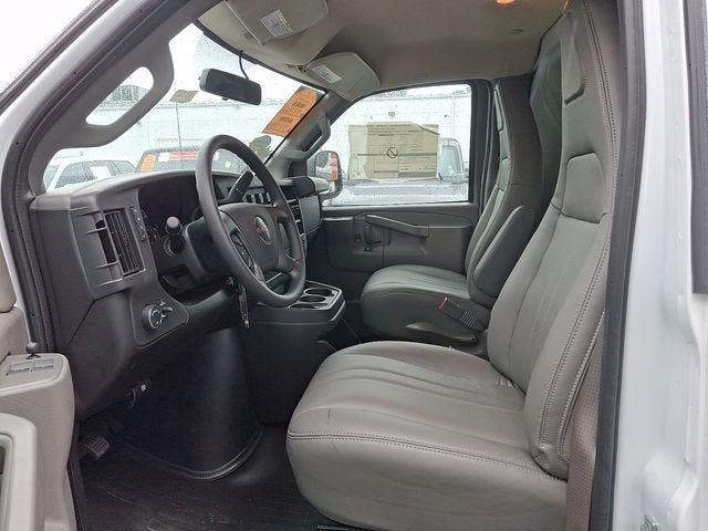 New 2024 GMC Savana 2500 w/ Driver Convenience Package RWD image 5