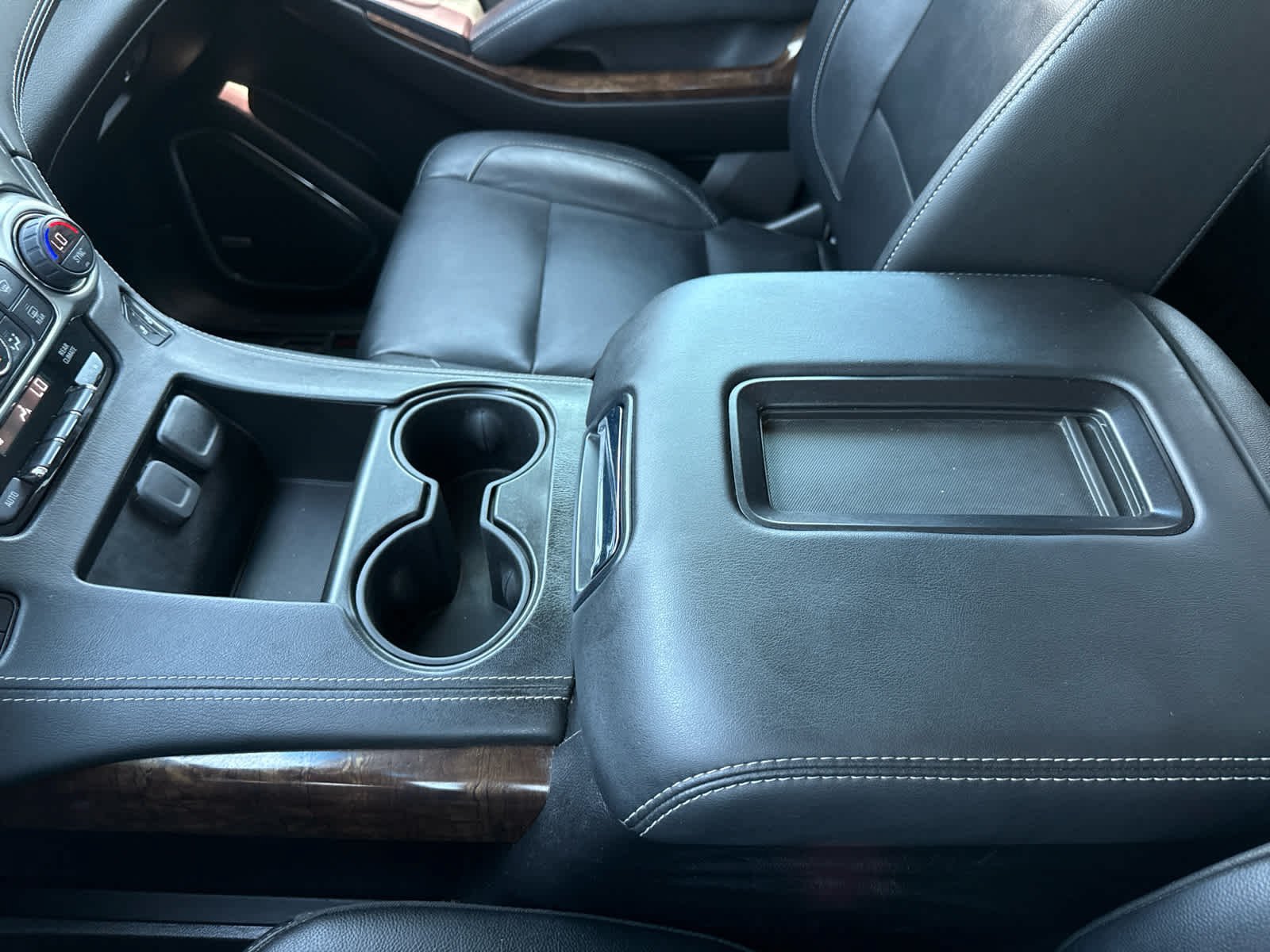Used 2019 Chevrolet Tahoe LT AWD/4WD image 18