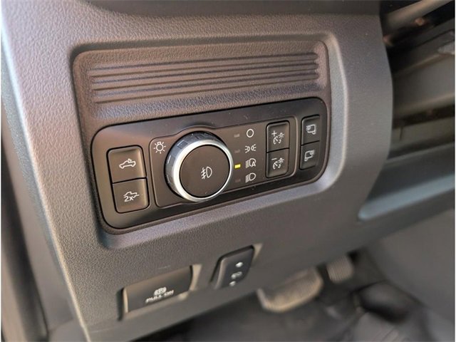 New 2026 Ford F350 Lariat w/ Chrome Package image 18