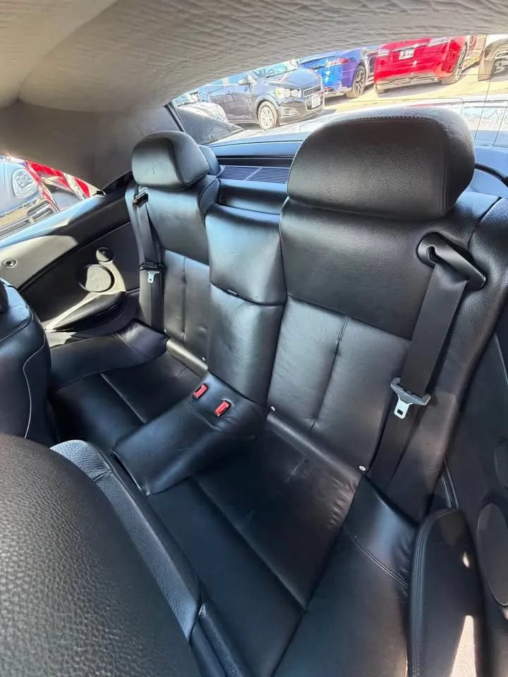 Used 2006 BMW 650i Convertible RWD image 10