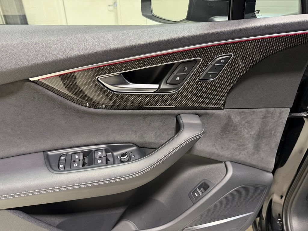 Used 2024 Audi SQ7 Premium Plus AWD/4WD image 14