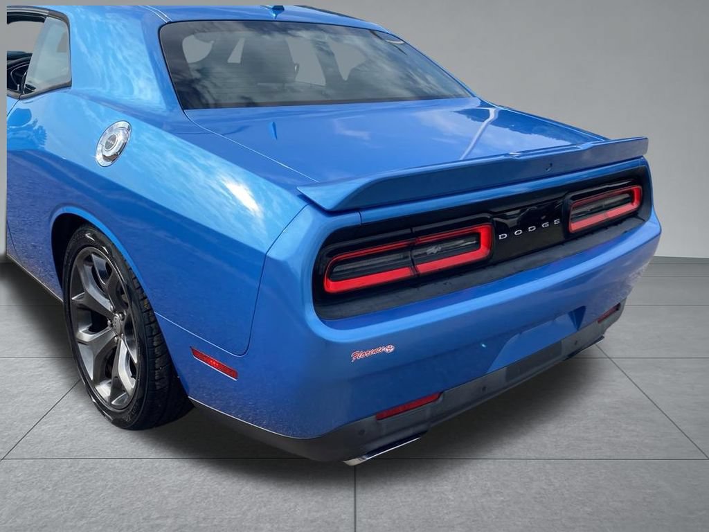 Used 2015 Dodge Challenger R/T Plus RWD image 8
