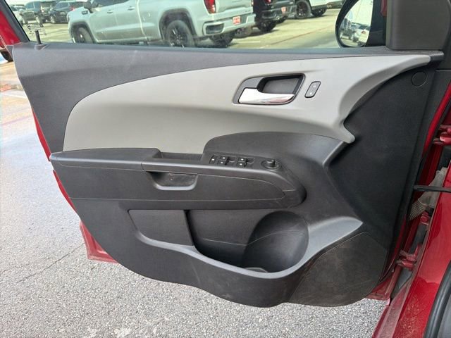 Used 2014 Chevrolet Sonic LT image 12
