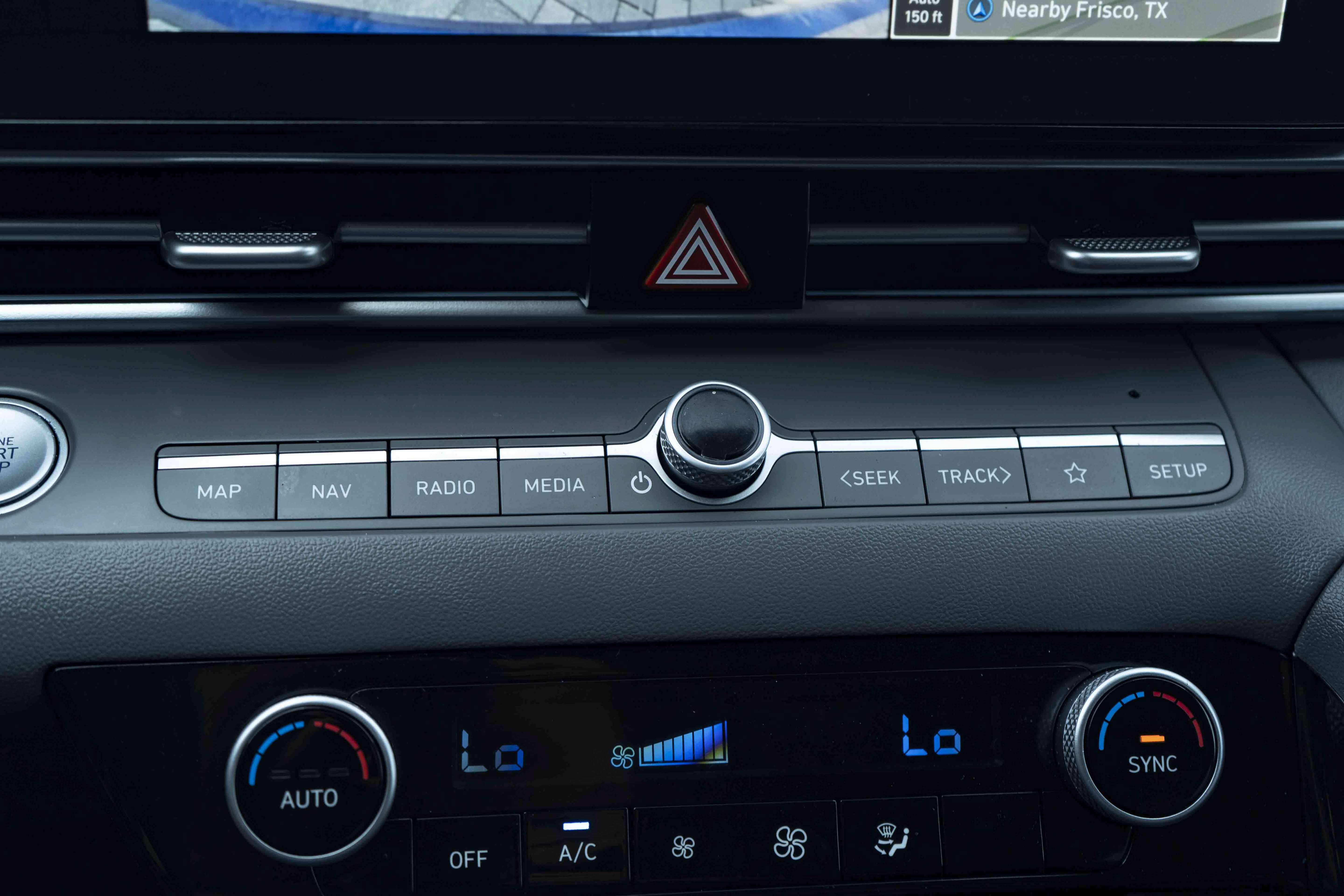 Used 2024 Hyundai Elantra Blue FWD image 30