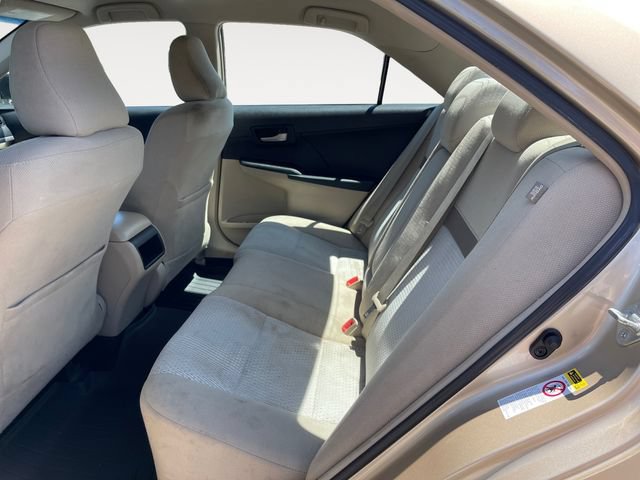 Used 2012 Toyota Camry LE FWD image 13