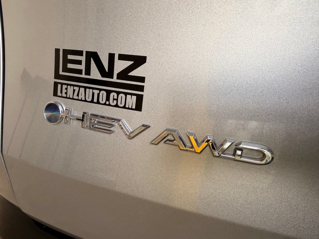 Used 2024 Toyota Grand Highlander AWD Hybrid image 11