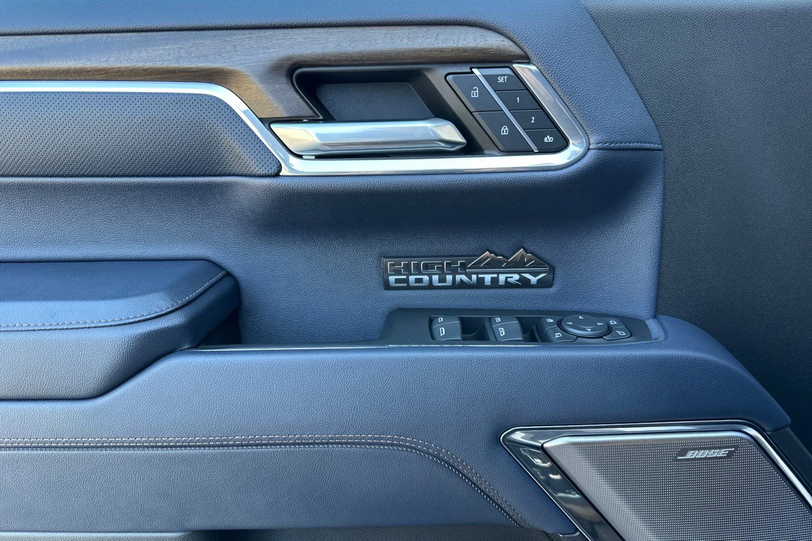 Used 2024 Chevrolet Silverado 1500 High Country w/ Technology Package image 11