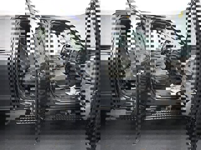 Used 2019 Ford F450 XL w/ STX Appearance Package image 22