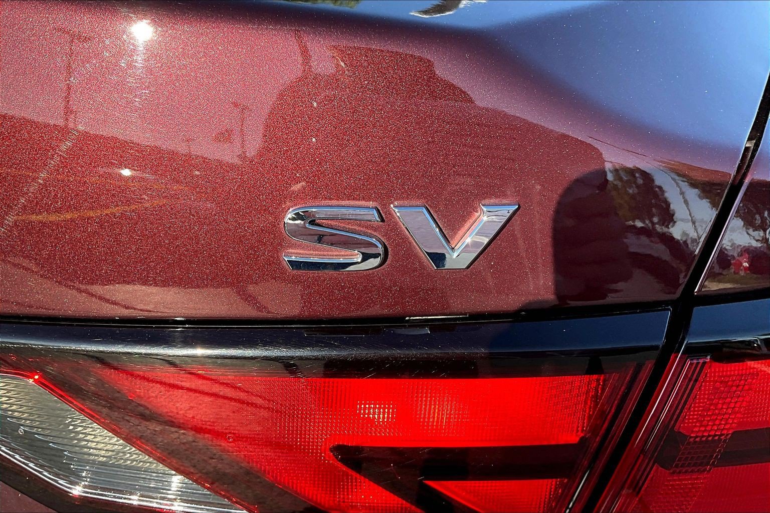 Used 2024 Nissan Sentra SV FWD image 24