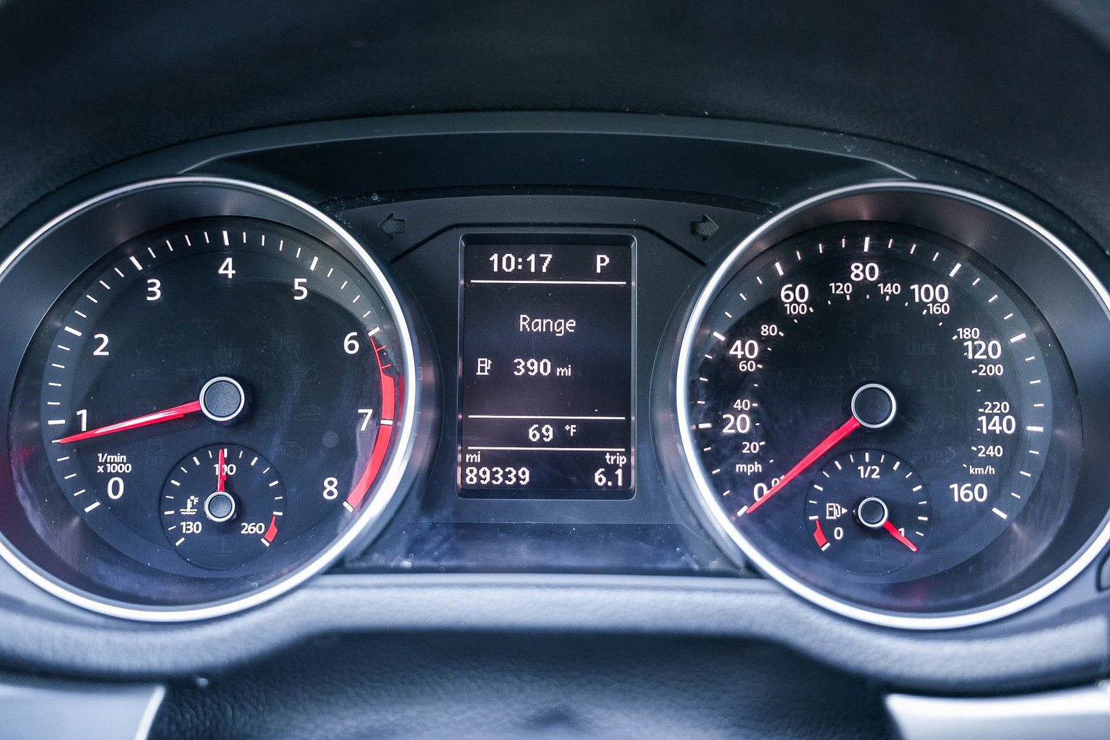 Used 2018 Volkswagen Passat 2.0T R-Line image 22