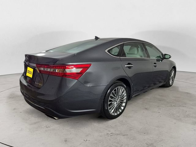 Used 2016 Toyota Avalon Limited FWD image 5
