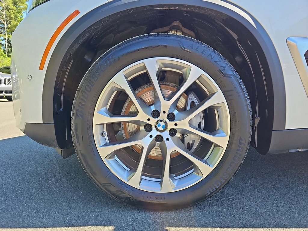 Used 2024 BMW X5 xDrive40i w/ Executive Package AWD/4WD image 24