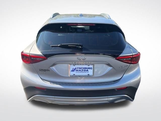 Used 2019 INFINITI QX30 Premium w/ Navigation Package image 4