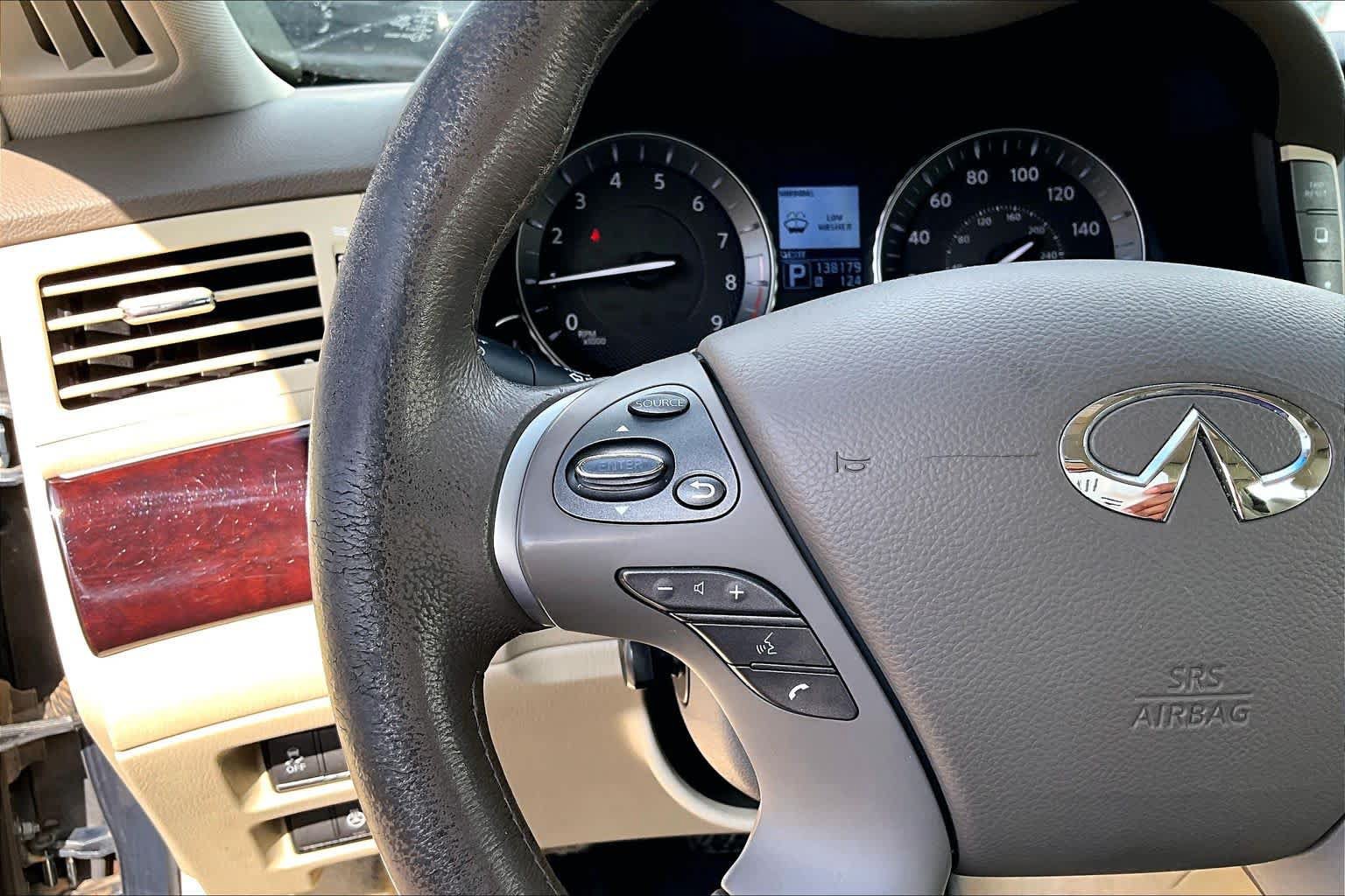 Used 2012 INFINITI M37 w/ Premium Pkg RWD image 27