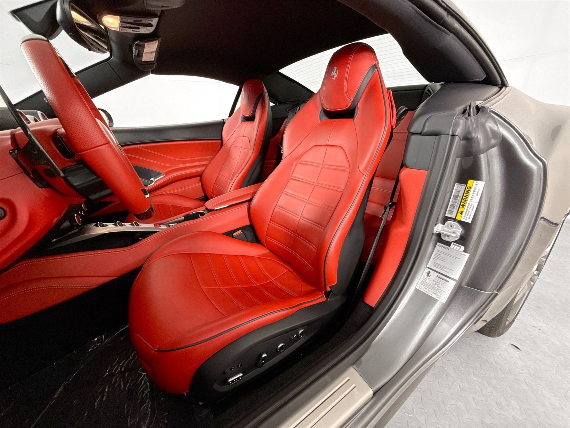 Certified 2017 Ferrari California T image 9