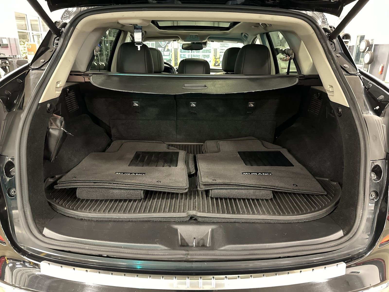 Used 2019 Nissan Murano Platinum w/ Cargo Package image 33