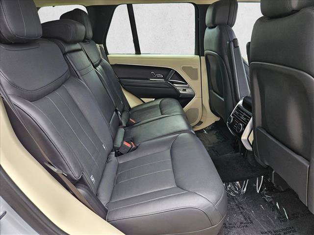 Used 2023 Land Rover Range Rover SE AWD/4WD image 25