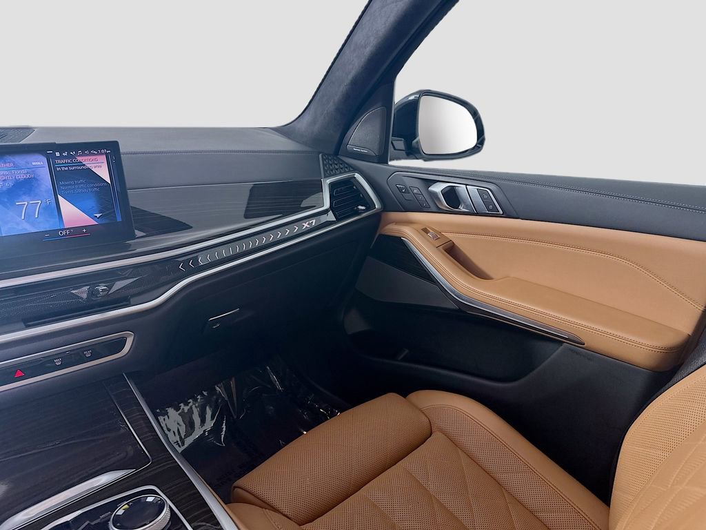 Used 2023 BMW X7 xDrive40i w/ Executive Package image 25