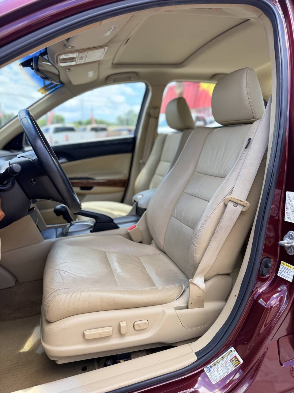 Used 2011 Honda Accord EX-L image 14