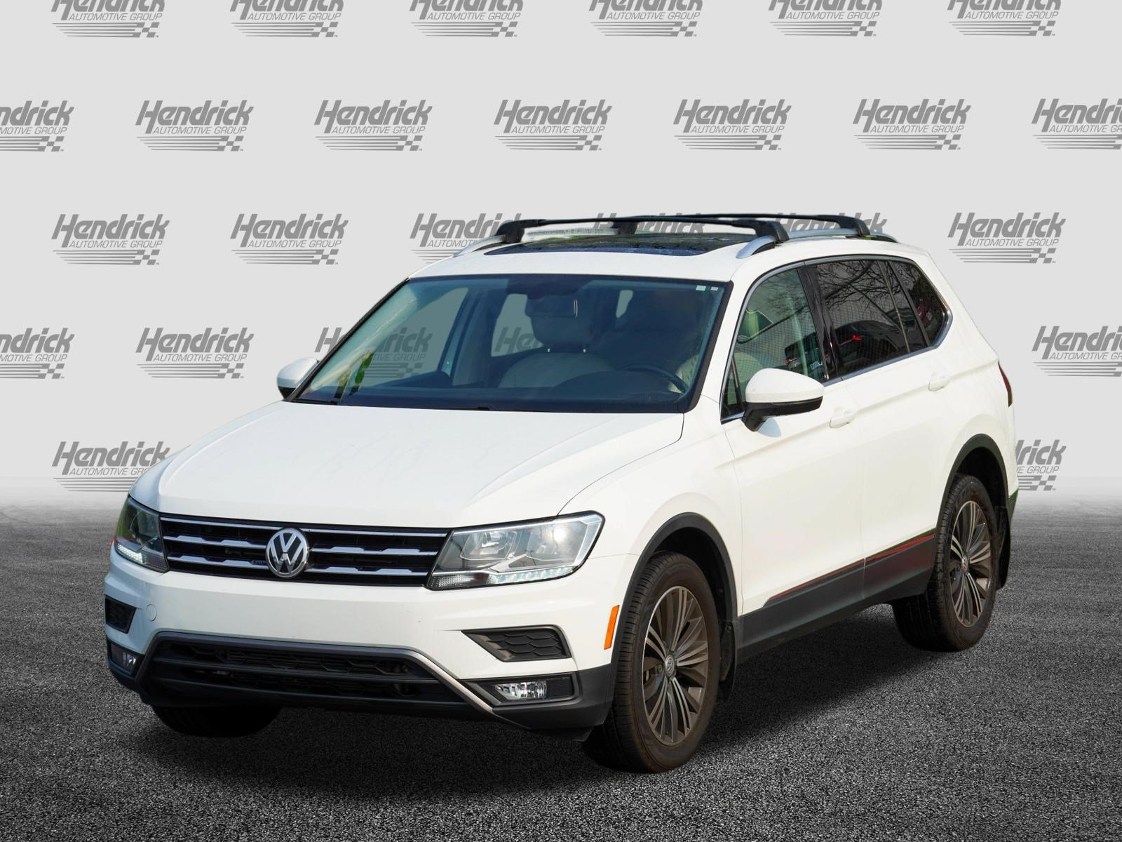 Used 2018 Volkswagen Tiguan SEL FWD image 5