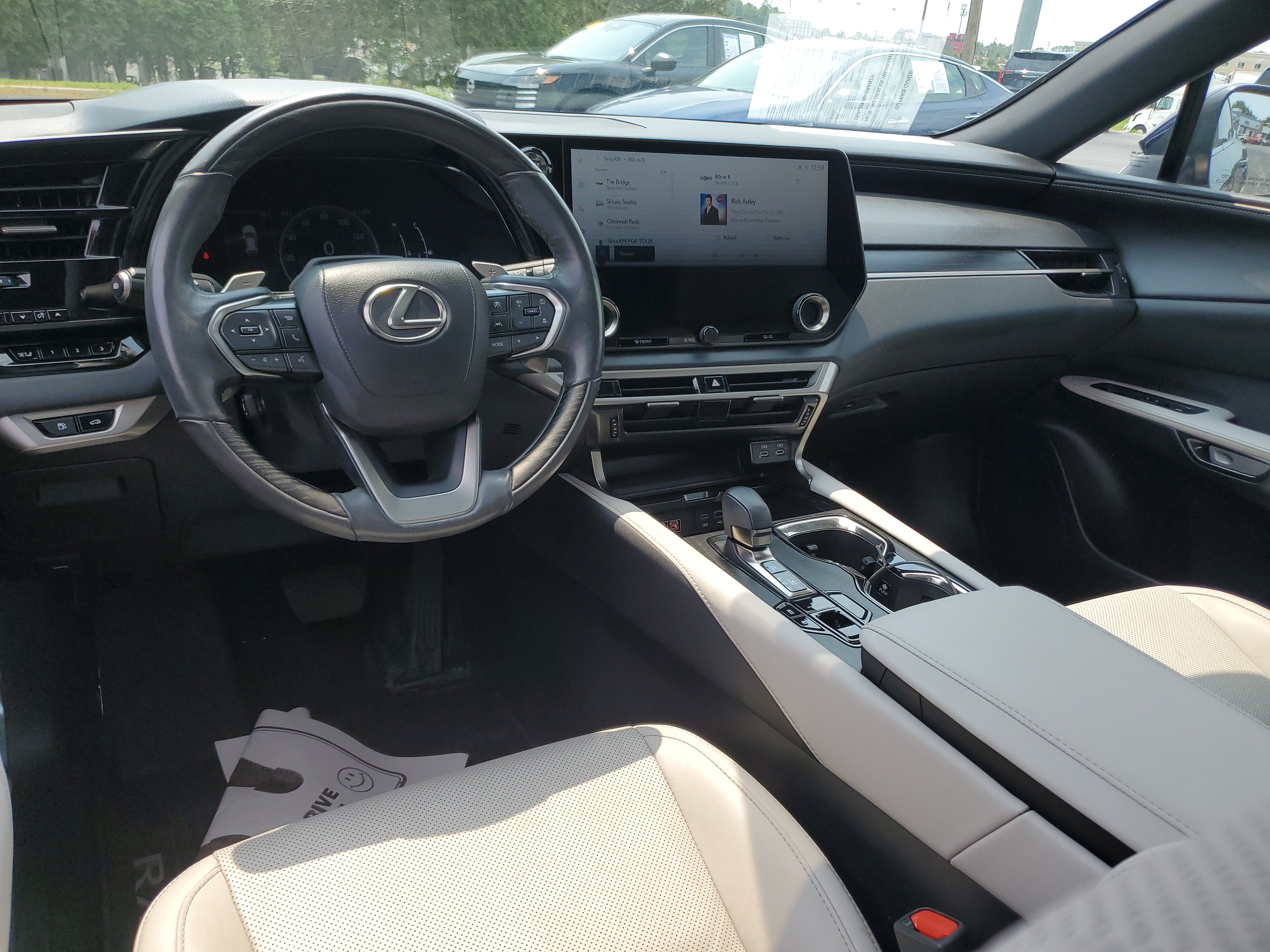 Used 2024 Lexus RX 350h w/ Convenience Package AWD/4WD image 9