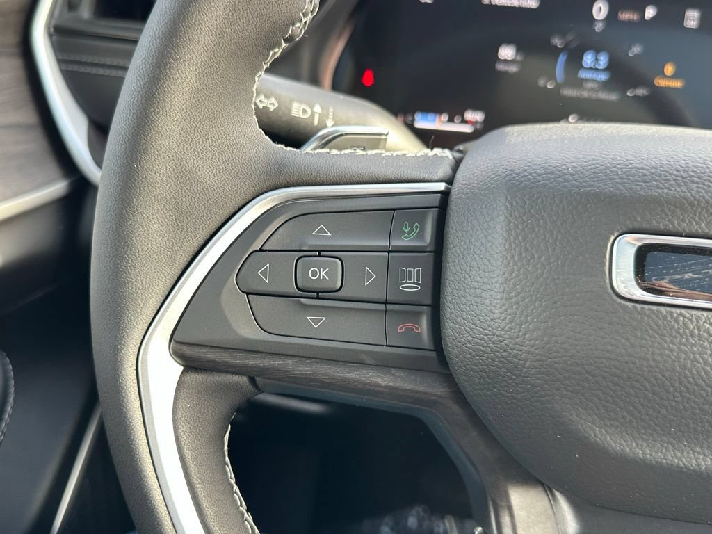 New 2026 Jeep Grand Cherokee Limited w/ Limited Altitude Package AWD/4WD image 29