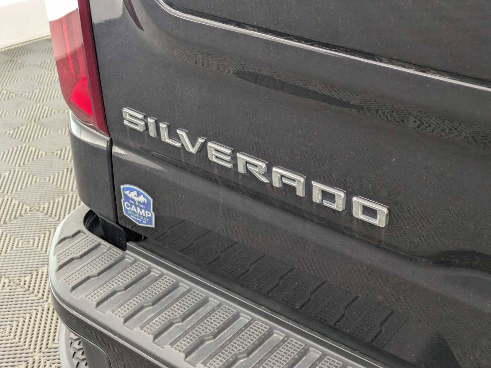 Used 2022 Chevrolet Silverado 1500 High Country w/ High Country Premium Package AWD/4WD image 14
