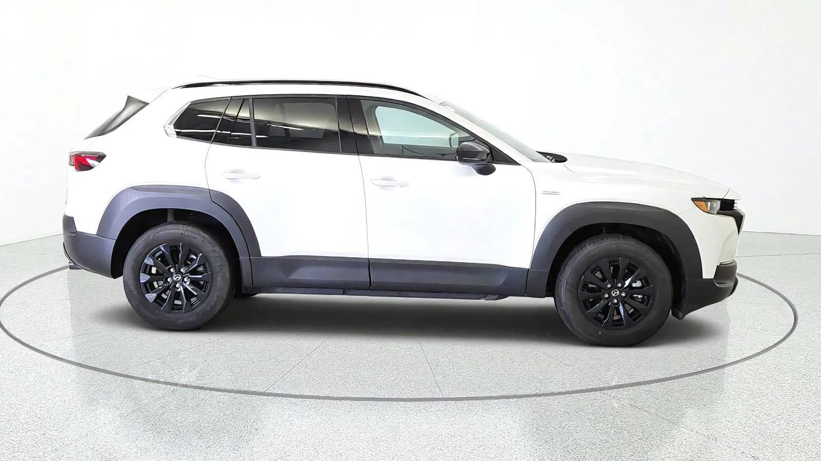 Used 2025 MAZDA CX-50 AWD 2.5 Hybrid w/ Premium Pkg image 10
