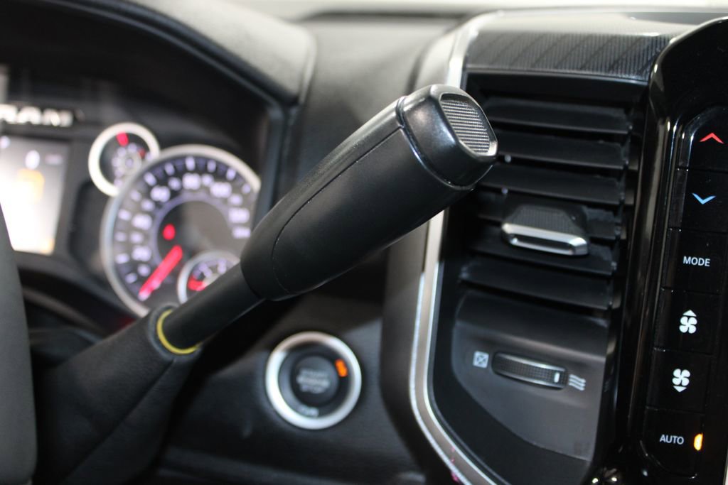 Used 2025 RAM 2500 Big Horn image 27